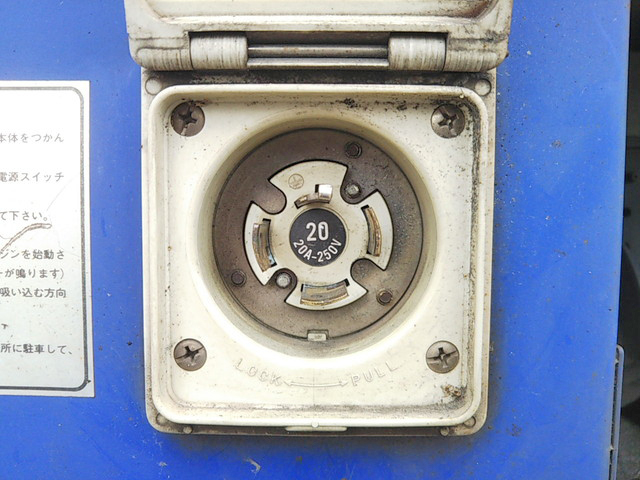 三菱ふそうキャンター冷凍車（冷蔵車）小型（2t・3t）[写真19]