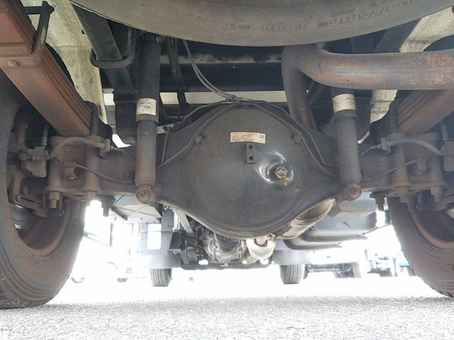 三菱ふそうキャンター冷凍車（冷蔵車）小型（2t・3t）[写真24]