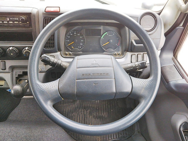 三菱ふそうキャンター冷凍車（冷蔵車）小型（2t・3t）[写真33]