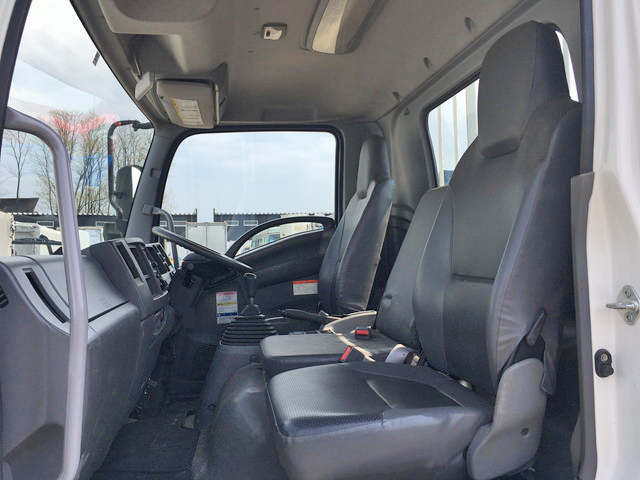 いすゞフォワードクレーン4段中型（4t）[写真32]