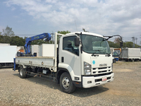 いすゞフォワードクレーン4段中型（4t）[写真03]