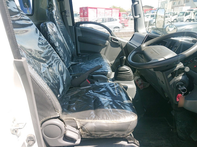 いすゞエルフセーフティローダー小型（2t・3t）[写真21]