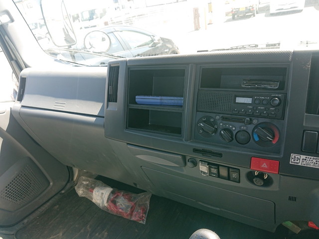 いすゞエルフセーフティローダー小型（2t・3t）[写真22]