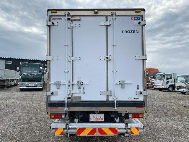 三菱ふそうキャンター冷凍車（冷蔵車）小型（2t・3t）[写真10]