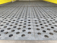 三菱ふそうキャンター冷凍車（冷蔵車）小型（2t・3t）[写真19]