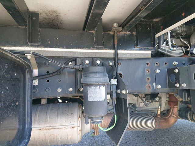 三菱ふそうキャンター冷凍車（冷蔵車）小型（2t・3t）[写真29]