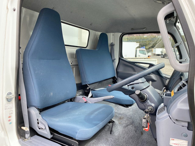 三菱ふそうキャンター冷凍車（冷蔵車）小型（2t・3t）[写真33]