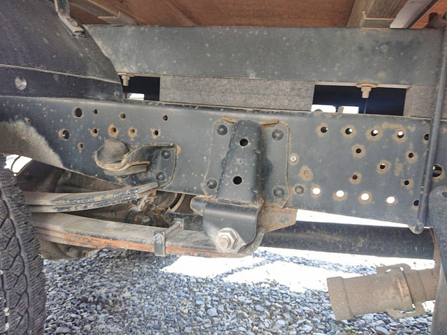 いすゞエルフユニック3段小型（2t・3t）[写真24]