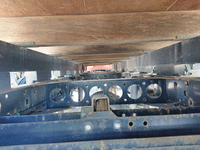 いすゞエルフユニック3段小型（2t・3t）[写真26]