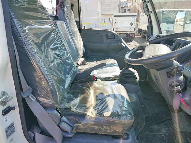 いすゞエルフユニック3段小型（2t・3t）[写真31]