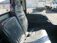 いすゞエルフユニック3段小型（2t・3t）[写真32]