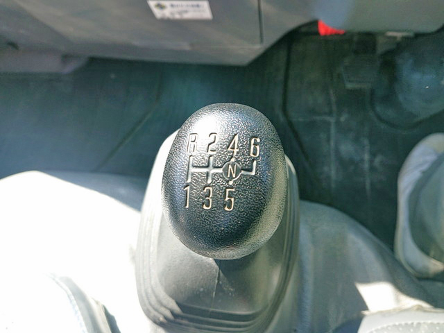 いすゞエルフユニック3段小型（2t・3t）[写真35]