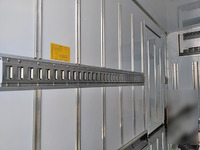 三菱ふそうキャンター冷凍車（冷蔵車）小型（2t・3t）[写真11]