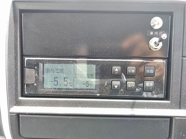 三菱ふそうキャンター冷凍車（冷蔵車）小型（2t・3t）[写真15]