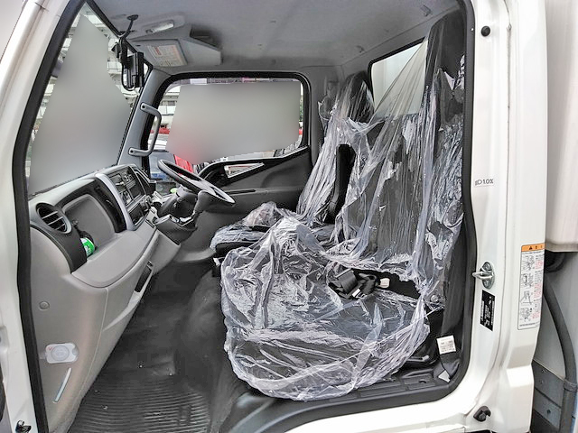 三菱ふそうキャンター冷凍車（冷蔵車）小型（2t・3t）[写真28]