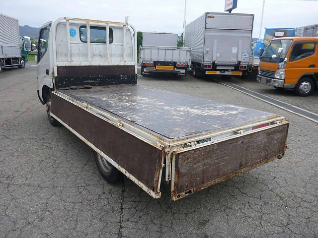 日野デュトロ平ボディ小型（2t・3t）[写真02]