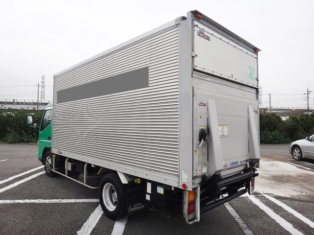 三菱ふそうキャンターアルミバン小型（2t・3t）[写真02]