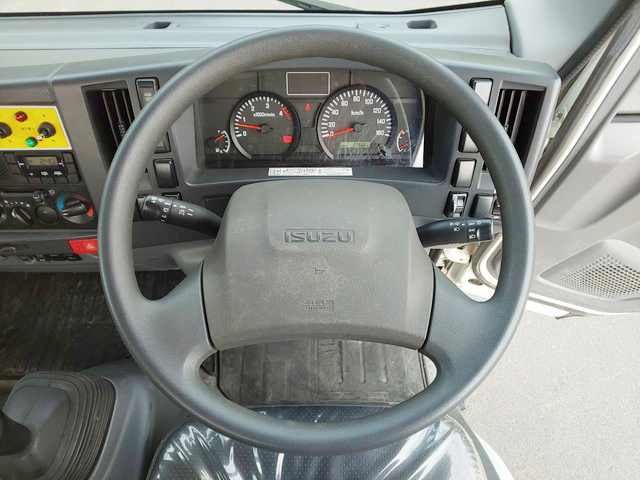 いすゞエルフ散水車小型（2t・3t）[写真35]