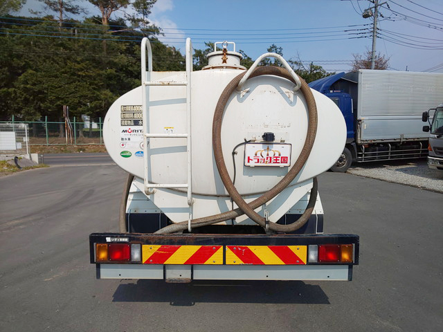 いすゞエルフ散水車小型（2t・3t）[写真09]