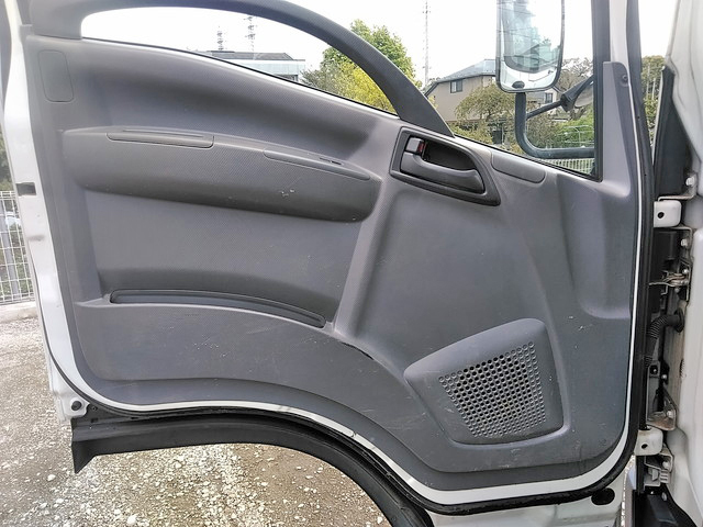 いすゞエルフクレーン4段小型（2t・3t）[写真31]