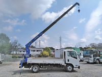 いすゞエルフクレーン4段小型（2t・3t）[写真06]