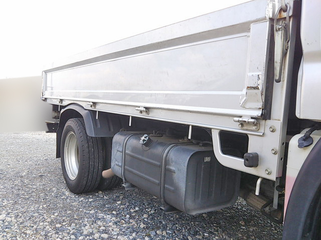 トヨタダイナ平ボディ小型（2t・3t）[写真13]