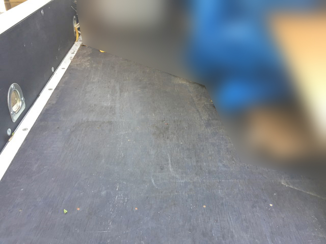 三菱ふそうキャンタークレーン4段小型（2t・3t）[写真09]