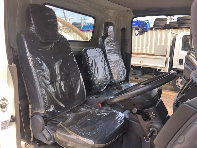 いすゞエルフ散水車小型（2t・3t）[写真32]