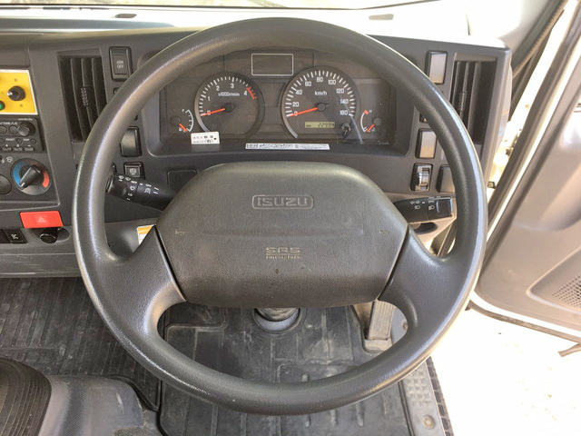 いすゞエルフ散水車小型（2t・3t）[写真34]