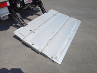 三菱ふそうキャンター冷凍車（冷蔵車）小型（2t・3t）[写真12]