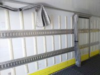 三菱ふそうキャンター冷凍車（冷蔵車）小型（2t・3t）[写真13]