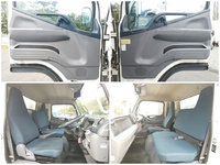 三菱ふそうキャンター冷凍車（冷蔵車）小型（2t・3t）[写真29]