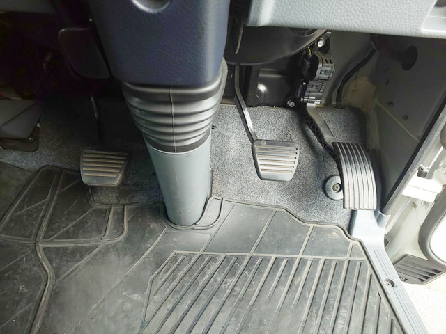 三菱ふそうキャンター冷凍車（冷蔵車）小型（2t・3t）[写真38]