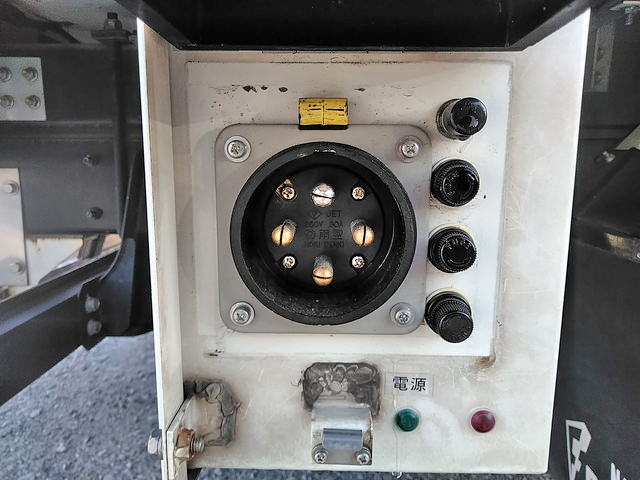 三菱ふそうキャンター冷凍車（冷蔵車）小型（2t・3t）[写真19]