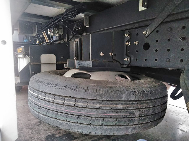 三菱ふそうキャンター冷凍車（冷蔵車）小型（2t・3t）[写真25]