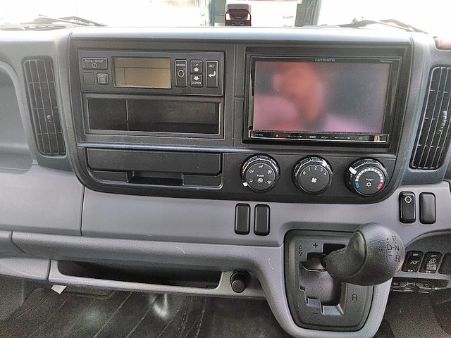 三菱ふそうキャンター冷凍車（冷蔵車）小型（2t・3t）[写真33]