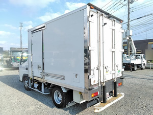 三菱　ノンフロン冷凍冷蔵車 三菱ふそう 中型冷蔵冷凍車 - 登録済未使用車☆格納ゲート付