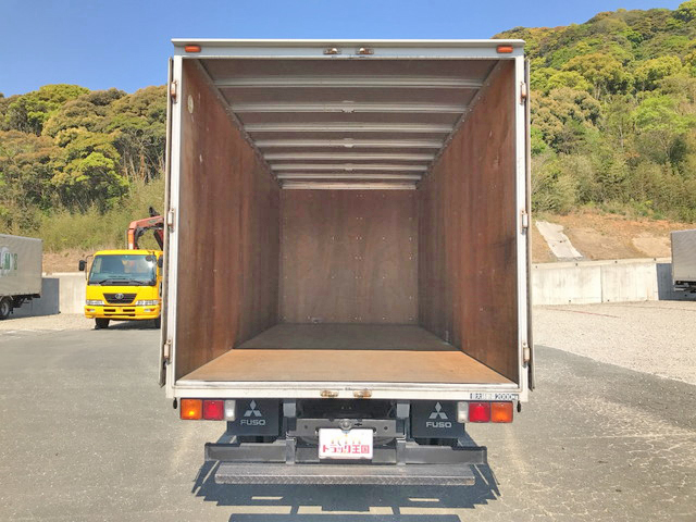 三菱ふそうキャンターアルミバン小型（2t・3t）[写真10]