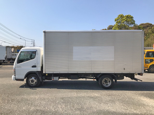 三菱ふそうキャンターアルミバン小型（2t・3t）[写真05]