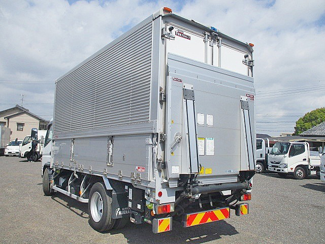 三菱ふそうキャンターアルミウイング小型（2t・3t）[写真04]