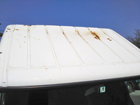 三菱ふそうキャンター平ボディ小型（2t・3t）[写真11]