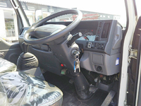 いすゞエルフクレーン3段小型（2t・3t）[写真34]