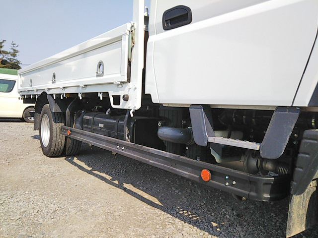 三菱ふそうキャンターダブルキャブ（Wキャブ）小型（2t・3t）[写真15]