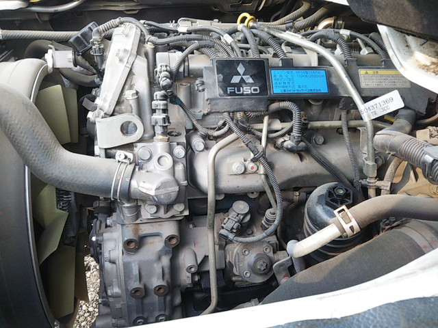 三菱ふそうキャンターダブルキャブ（Wキャブ）小型（2t・3t）[写真21]