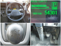 三菱ふそうキャンターダブルキャブ（Wキャブ）小型（2t・3t）[写真35]