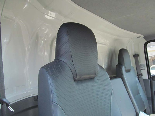 いすゞエルフ冷凍車（冷蔵車）小型（2t・3t）[写真06]