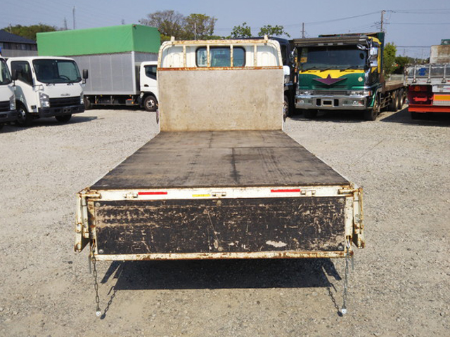 三菱ふそうキャンター平ボディ小型（2t・3t）[写真10]