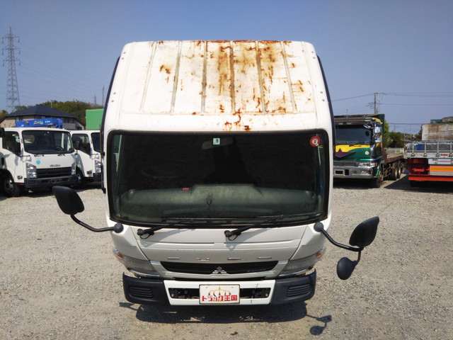 三菱ふそうキャンター平ボディ小型（2t・3t）[写真08]