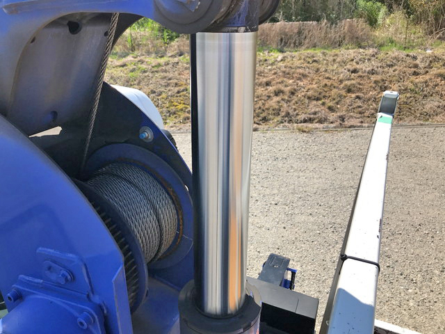 三菱ふそうキャンタークレーン3段小型（2t・3t）[写真18]