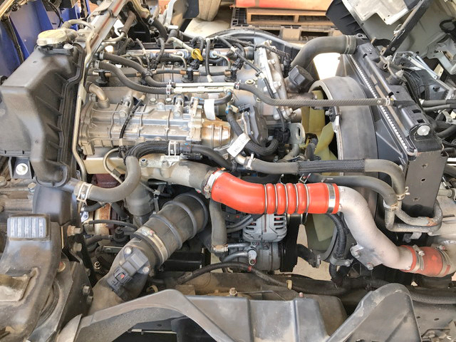 三菱ふそうキャンタークレーン3段小型（2t・3t）[写真25]